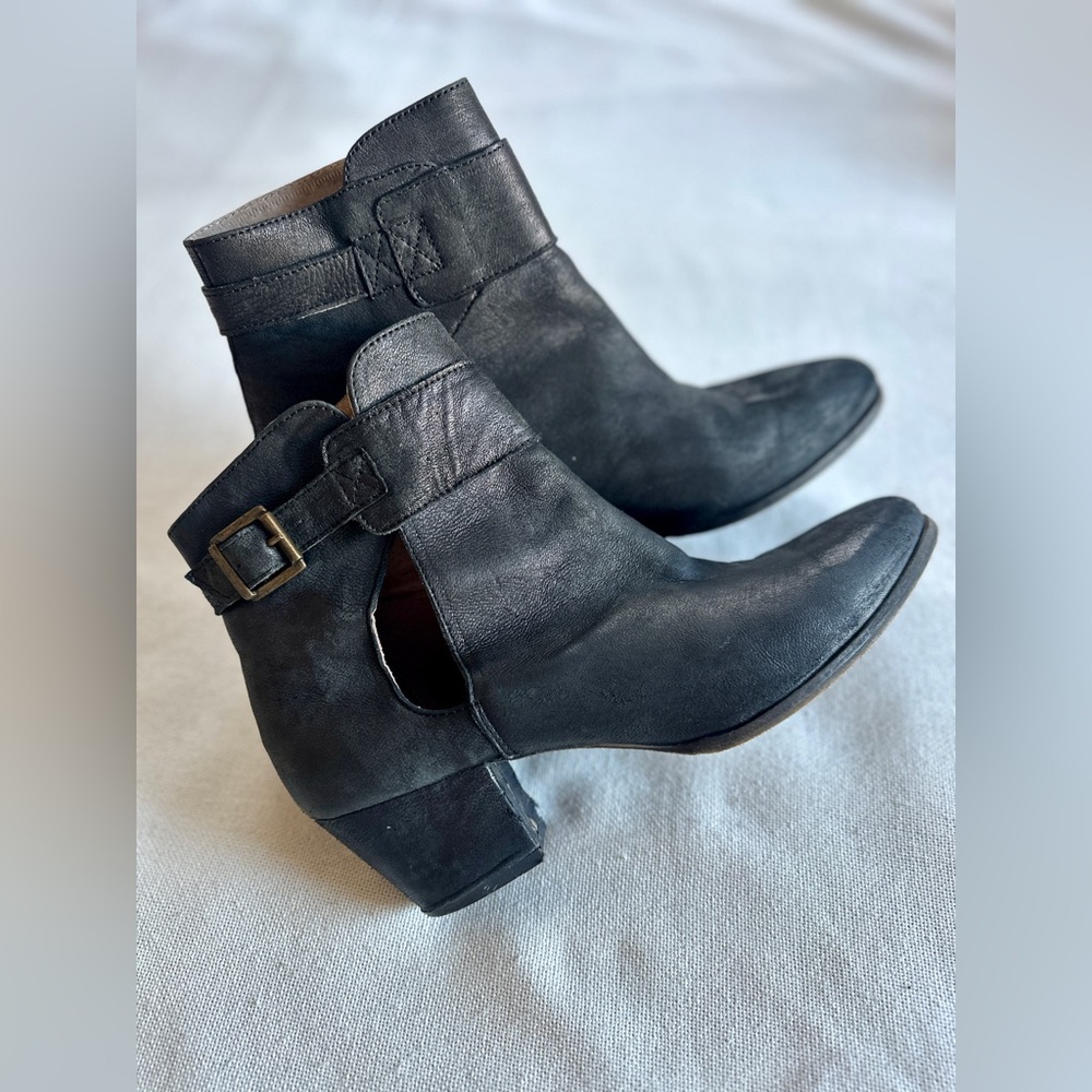 FREE PEOPLE Belleville Black Leather Ankle Boots | Women’s 8.5